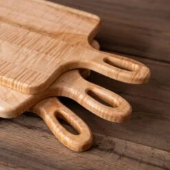 Curly Maple Bread Board -Cheap Carving Boards Store DSC01109