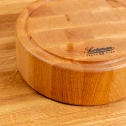 Maple End Grain Round Butcher Block With Juice Groove -Cheap Carving Boards Store Maple End Grain Round Butcher Block with Juice Groove 00003