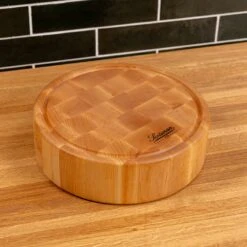 Maple End Grain Round Butcher Block With Juice Groove -Cheap Carving Boards Store Maple End Grain Round Butcher Block with Juice Groove 00007
