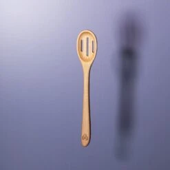 Wooden Kitchen Spoons 17 Wooden Kitchen Spoons -Cheap Carving Boards Store SlottedSpoon2